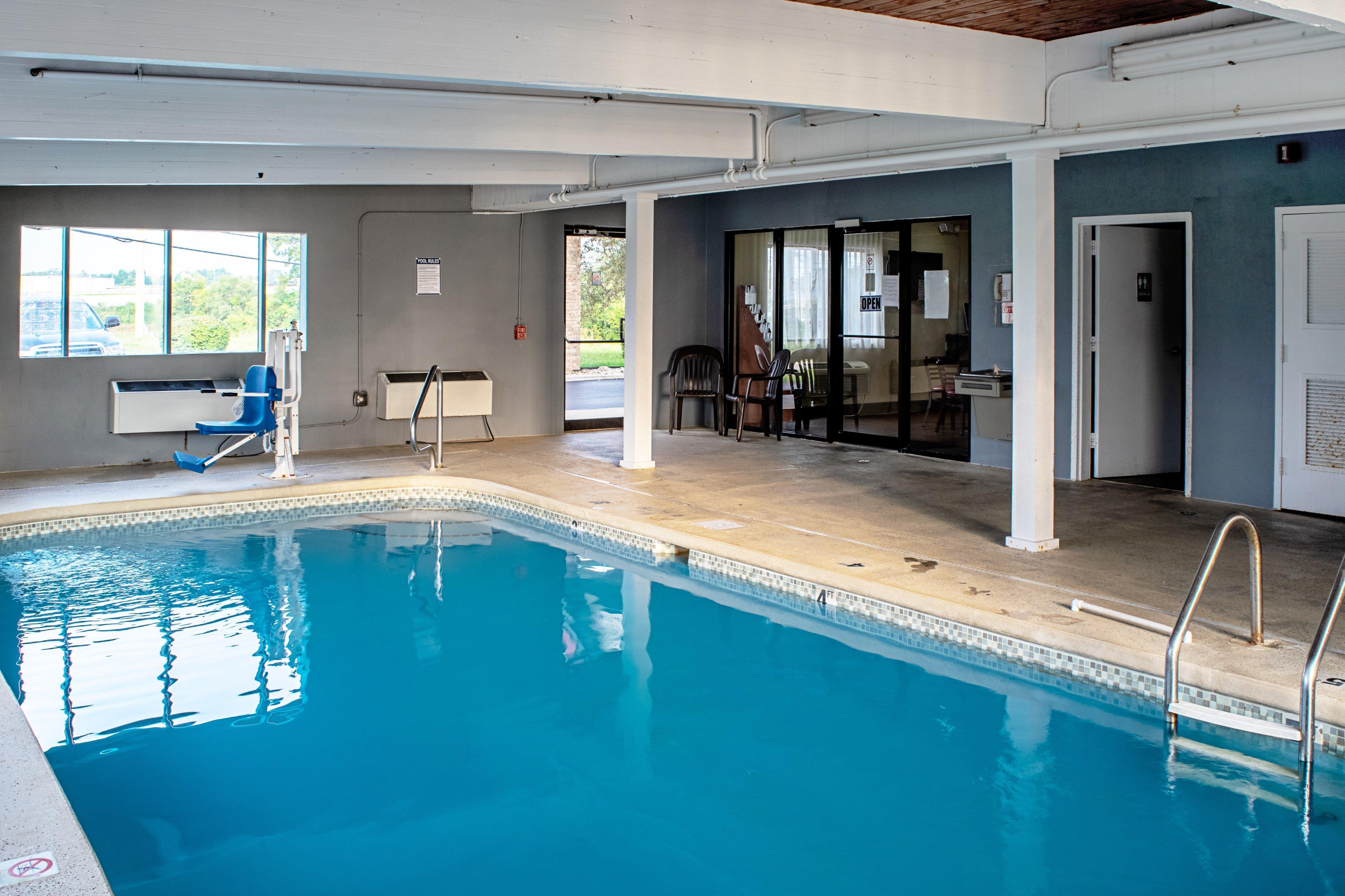 Red Roof Inn & Suites Middletown - Franklin מראה חיצוני תמונה