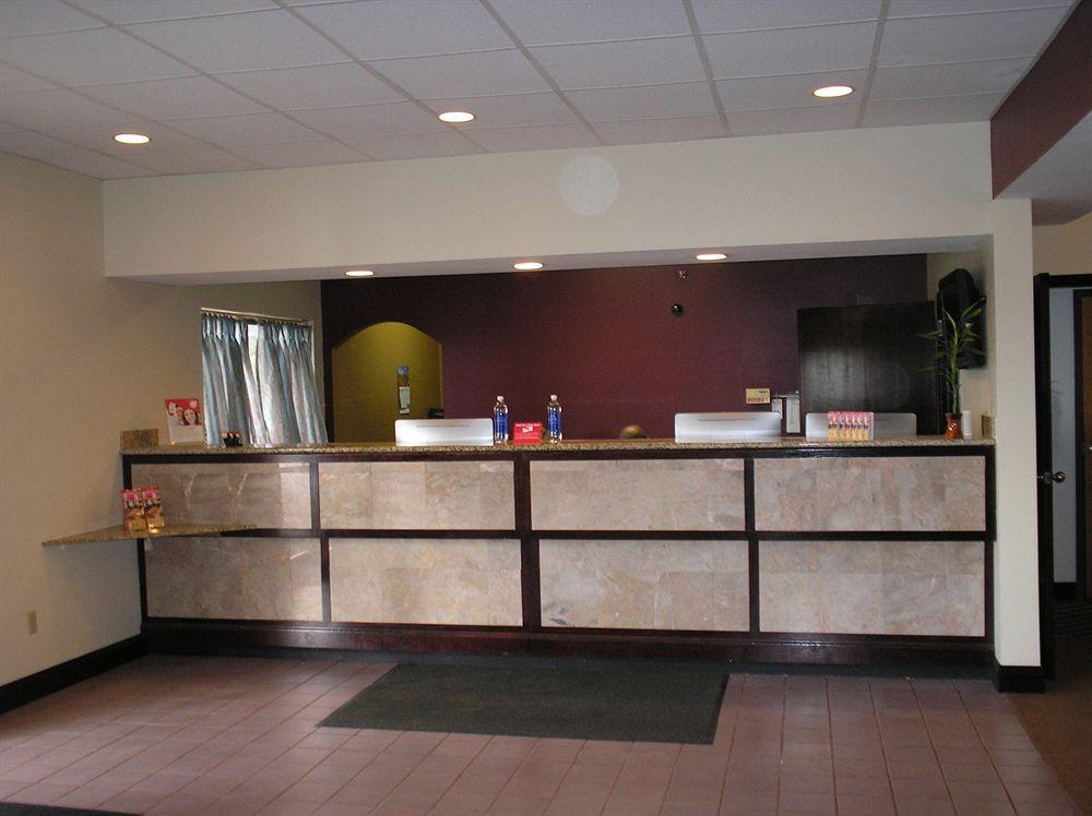 Red Roof Inn & Suites Middletown - Franklin מראה חיצוני תמונה